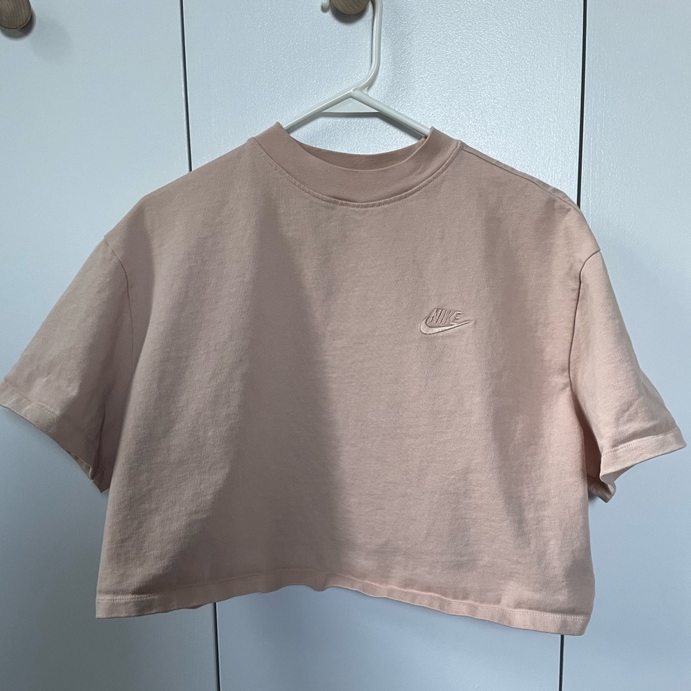 Nike Crop Top